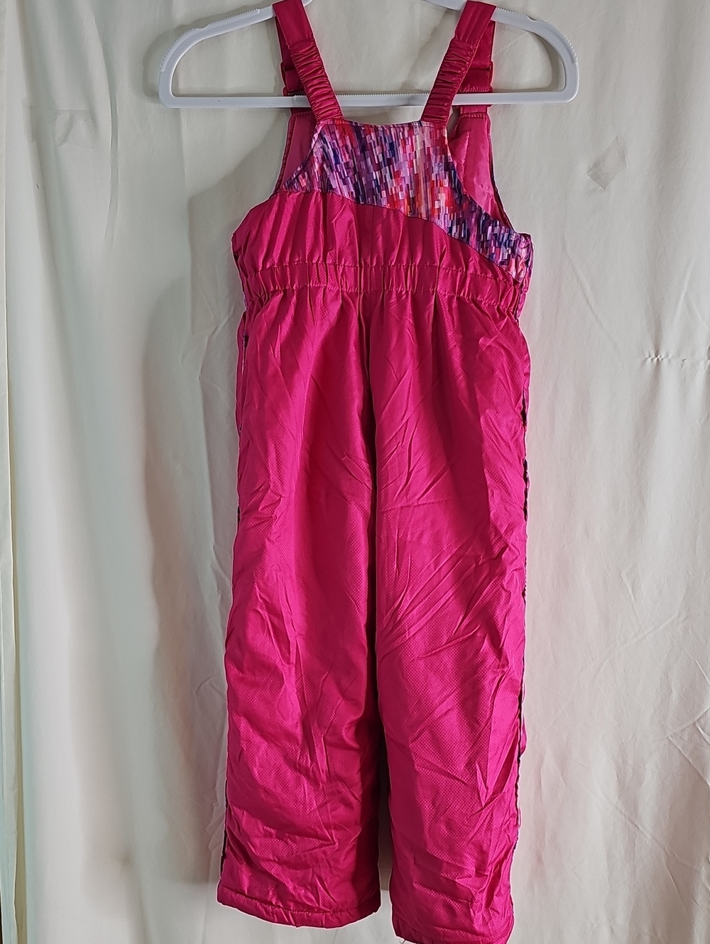 Zero Xposure Hot Pink Kids Snow Overalls with Patterned Yokeo - Picture 6 of 7